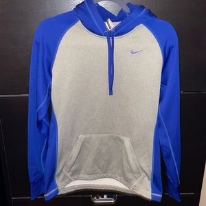 EUC- Women’s Small Nike Royal Blue and Grey thermafit hoodie